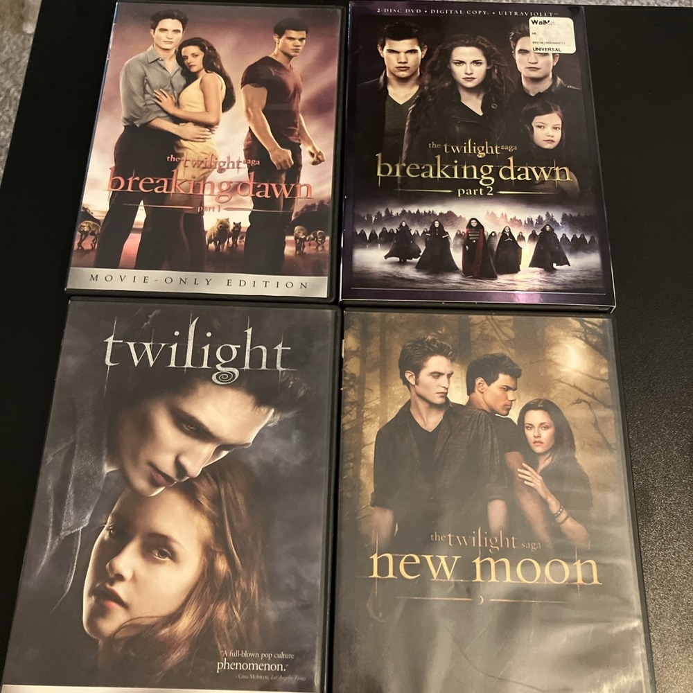 Twilight Saga The: Breaking Dawn Part 1 & 2, Twilight, New Moon 4 Pieces #1893